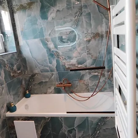 Maison Moderne Et Chaleureuse A Villa